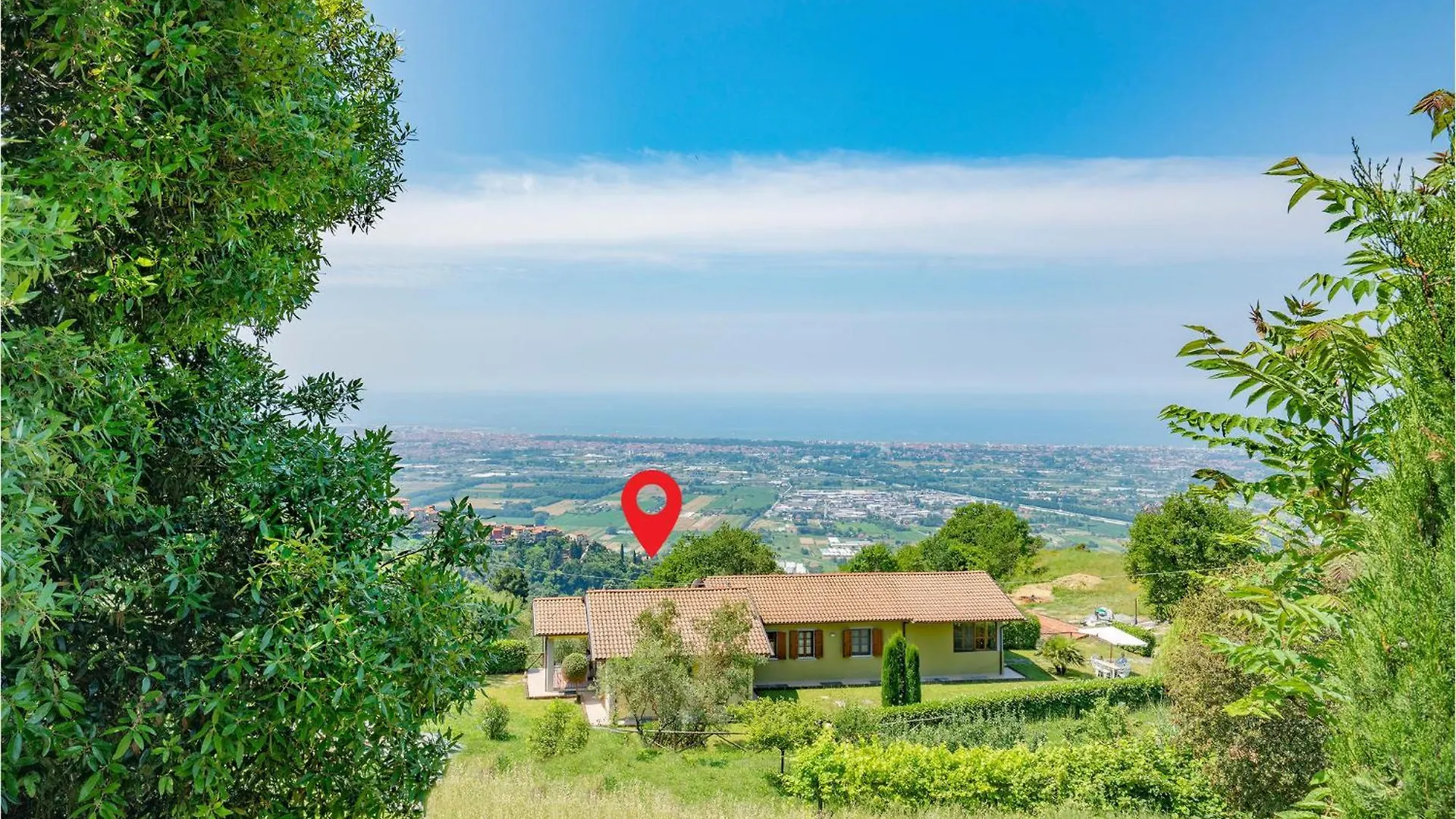 2 Bedroom Nice Home In Camaiore Lu Corsanico-Bargecchia 0*,  Italy