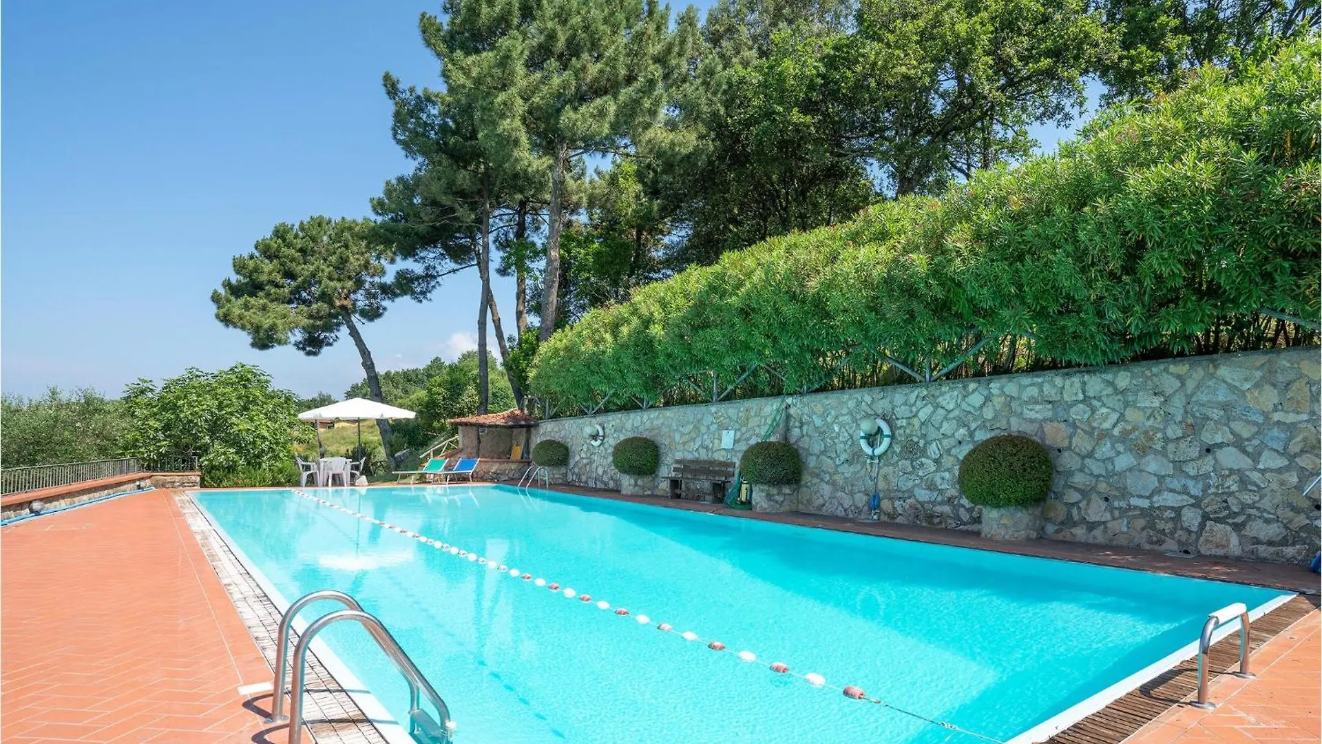 2 Bedroom Nice Home In Camaiore Lu Corsanico-Bargecchia Holiday home